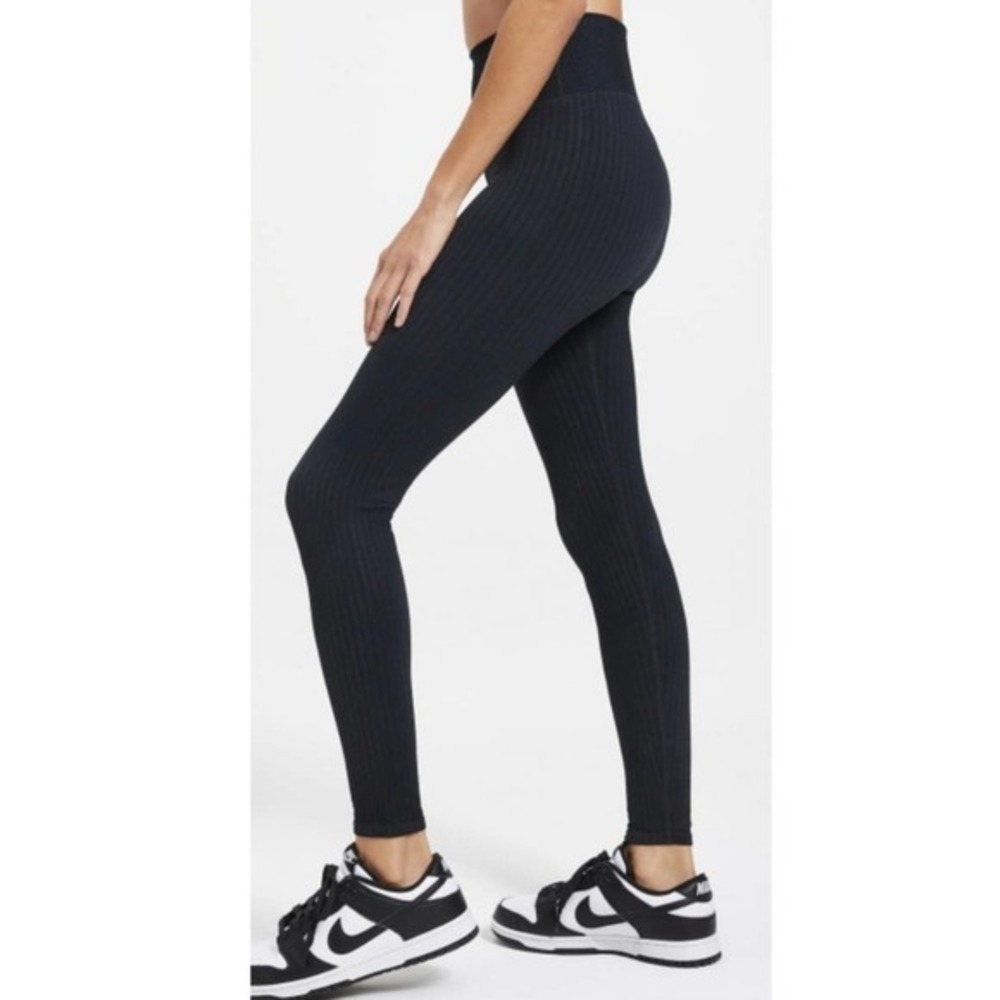 Good American New! High Waisted Shine Ribbed Athletic Leggings